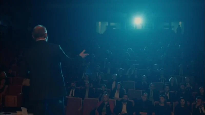 Кадры из сериала Вавилон 2 серия 1 сезон (2020)